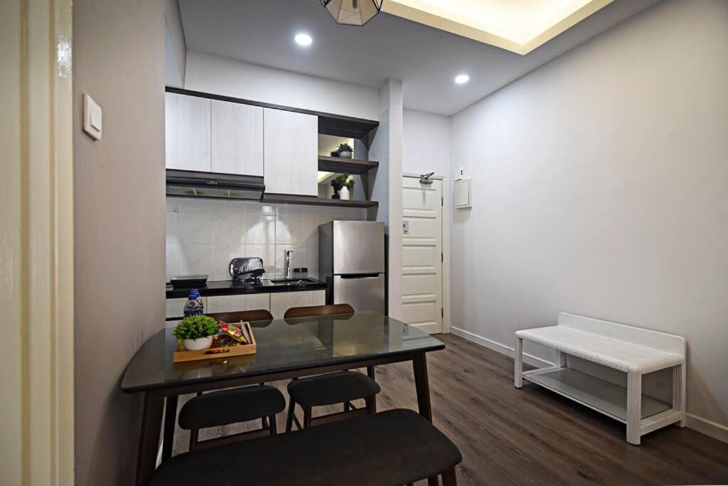 Instay Costa Mahkota Next To Mahkota Parade Malacca Extérieur photo