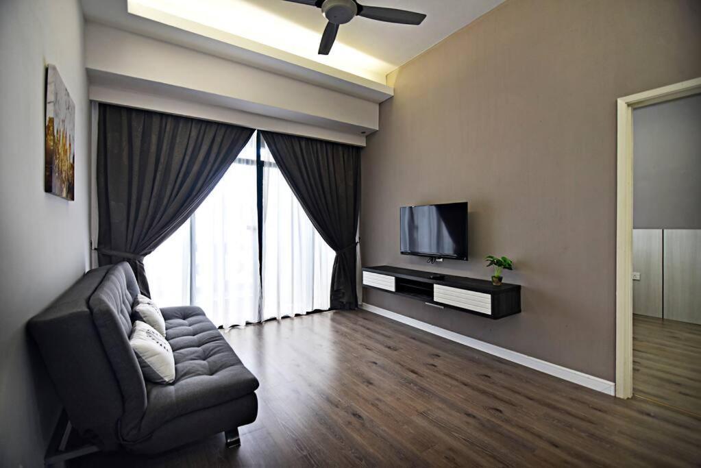 Instay Costa Mahkota Next To Mahkota Parade Malacca Extérieur photo